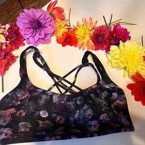 Lululemon Fast to Be Free Bra- Wild sz 6 Active Floral Multi